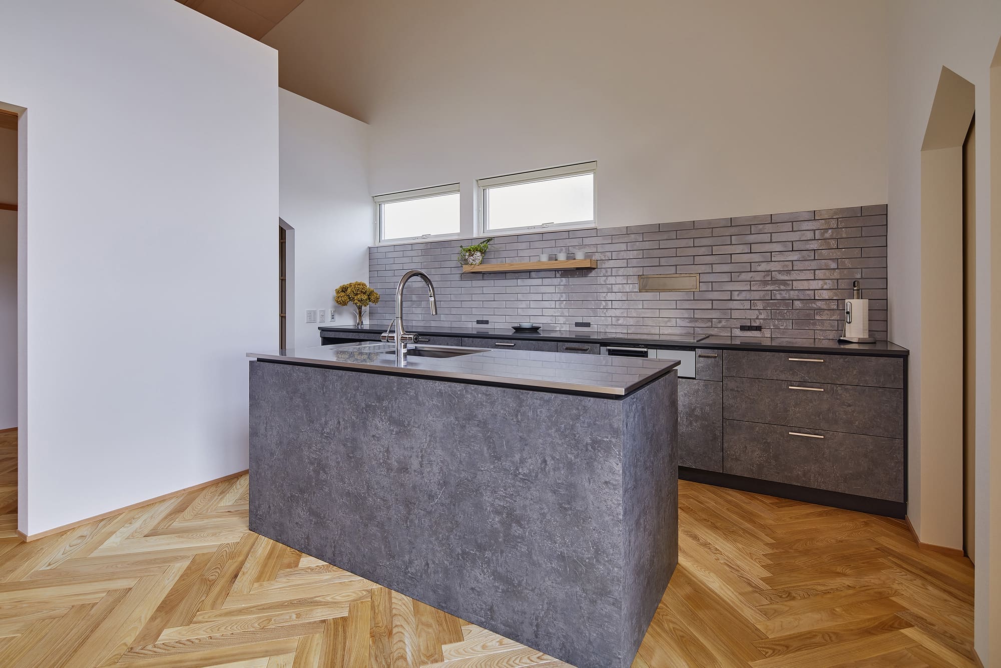 同時給排タイプ KVW2-WA スリムハイキⅡ設置例 - コンフェット株式会社設計