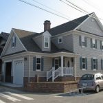 全館空調と太陽光発電とビルトインガレージのあるエドモントン輸入住宅